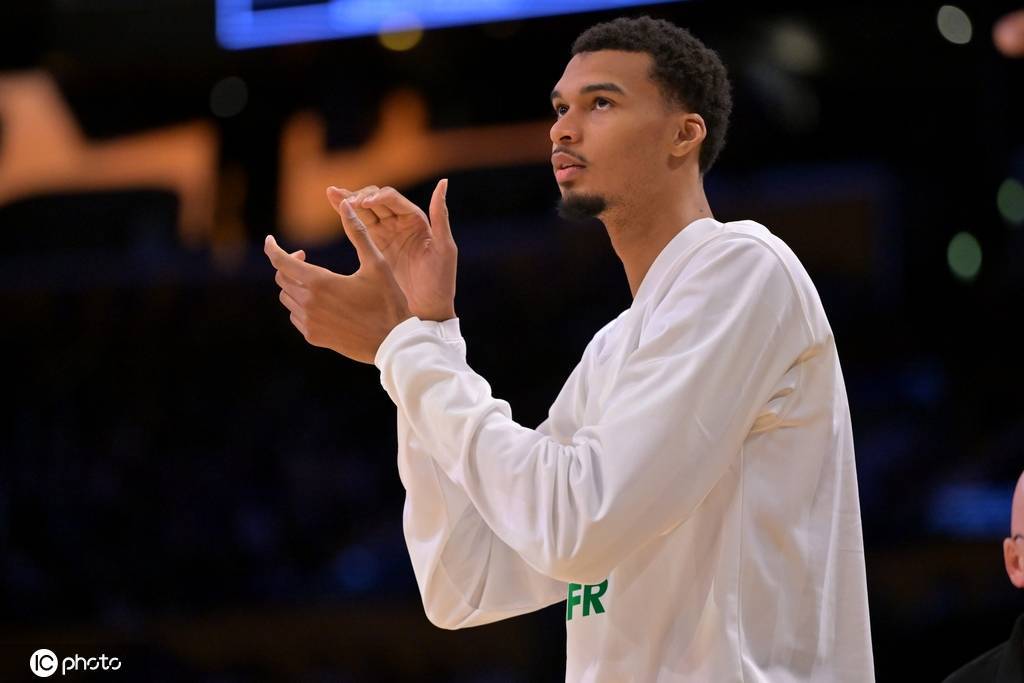 文班：上赛季确诊血栓我彻底崩溃 没时间可以虚度